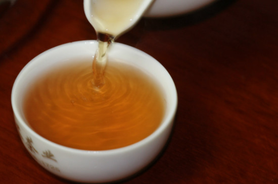 白茶养胃吗