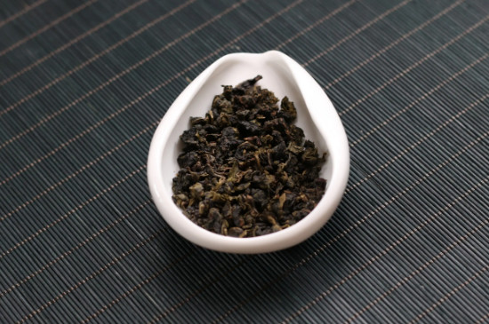 乌龙茶是苦的还是甜的