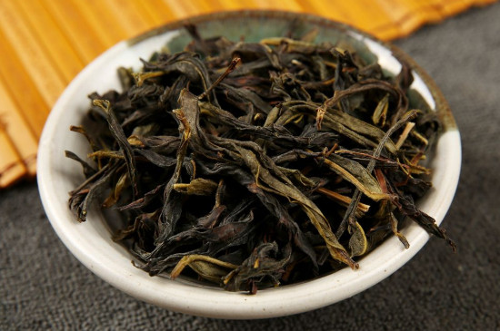 凤凰单丛多少钱一斤，100～3500元一斤左右