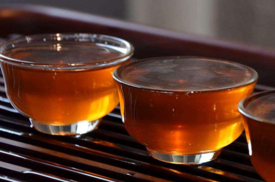 冬天喝什么茶好 冬天老人喝什么茶最好
