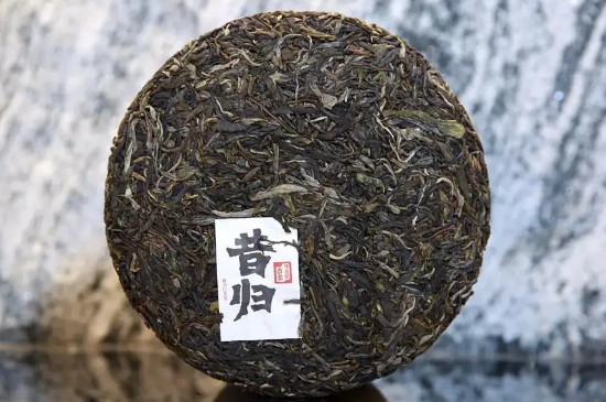 昔归和冰岛哪个贵，普洱茶昔归和冰岛哪个好