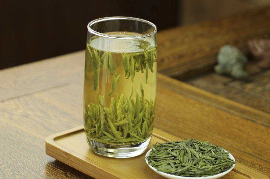 天天喝龍井茶對身體好嗎，有一定好處（能夠增強肌膚的抗氧化能力）