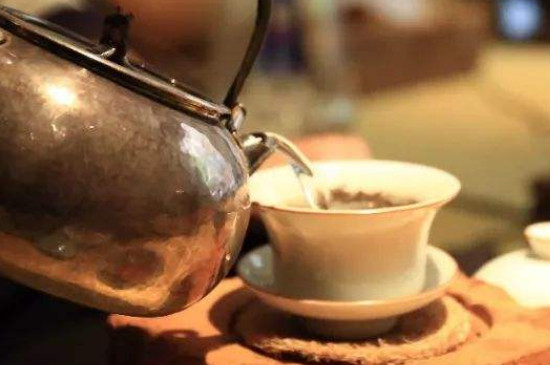 黄草坝古树茶特点