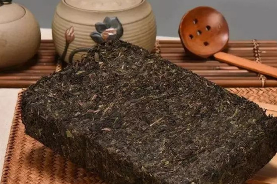 十年以上的砖茶价格，一斤100～1500元左右