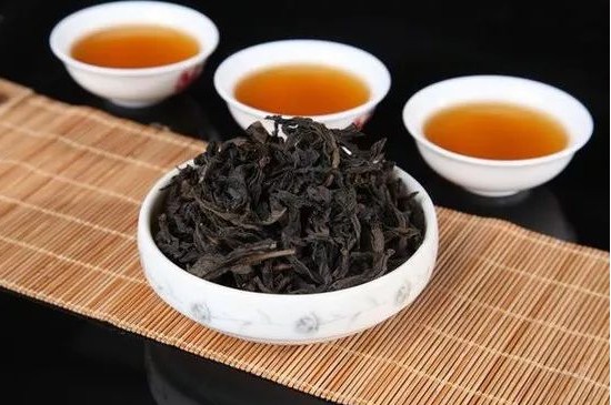 大红袍早上喝还是晚上喝，大红袍什么时候喝最好