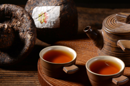 沱茶和普洱茶哪个好，两者不相上下