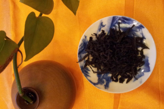 巖茶雀舌屬於什麼茶