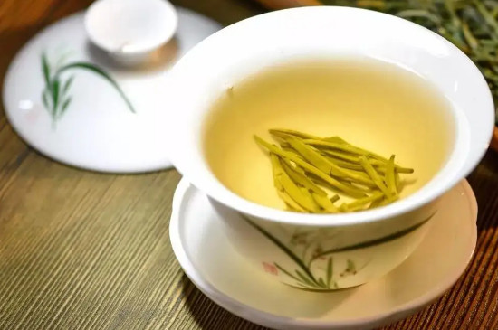 黄芽多少钱一斤