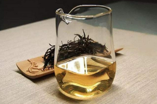 三十元一饼的普洱茶能喝吗，能喝但不建议喝