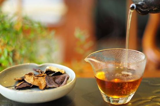 普洱茶和什麼一起泡減肥效果好，熟普洱茶一天怎麼喝減肥最快