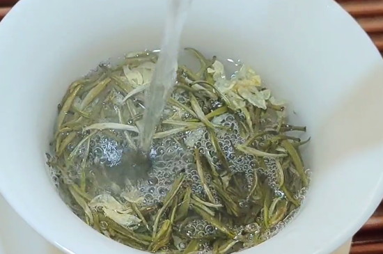 怎样冲泡茉莉花茶