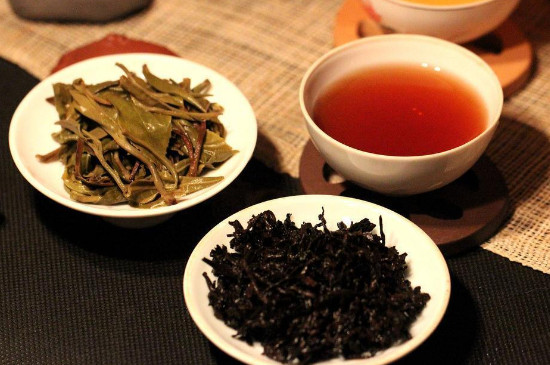 普洱茶生茶和熟茶哪个好，两者不相上下