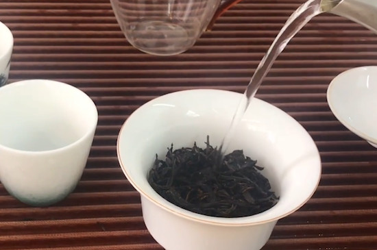 蜜蘭香和鴨屎香哪個好