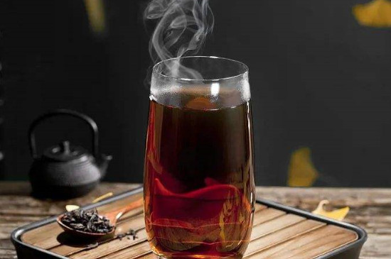 喝著甜的茶是什麼茶