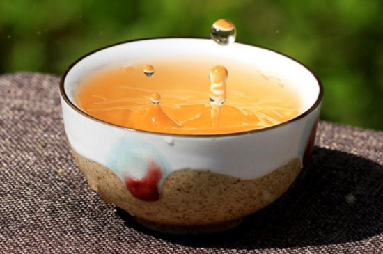 黄金茶价格多少钱一斤了，顶级黄茶价多钱一斤