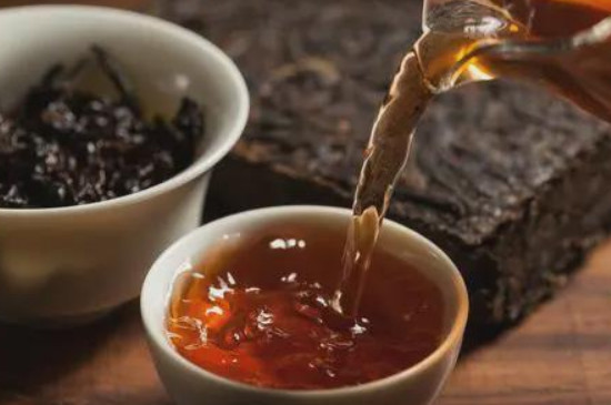 为什么冬天适合喝普洱茶，促进人体新陈代谢