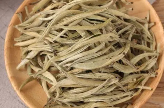 銀針茶屬於什麼茶 銀針茶主要有君山銀針和白毫銀針