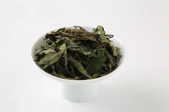 白茶饼好还是散白茶好