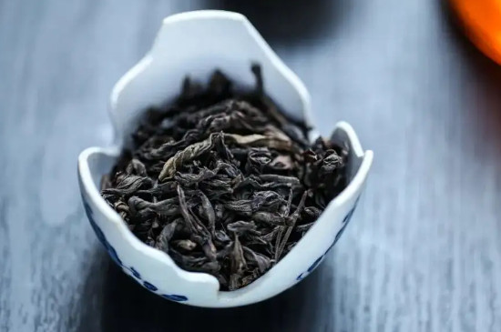 大红袍属于岩茶吗