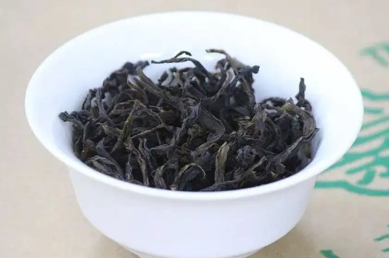 通天香和鸭屎香的区别