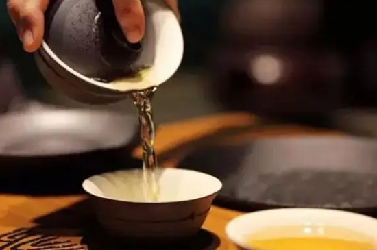 泡茶水温最好多少度