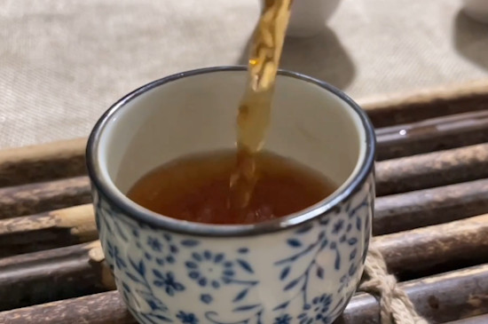什么季节喝普洱茶好