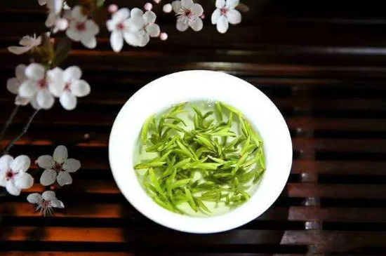 安吉白茶贵吗，安吉白茶一般什么价位
