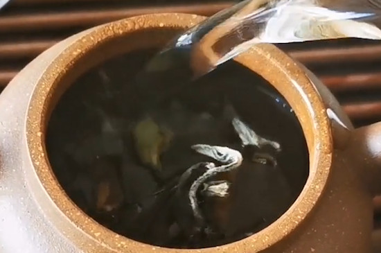 老白茶的味道和口感