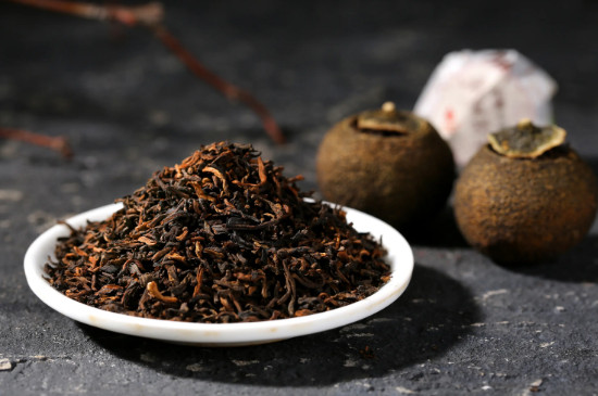 小青柑生茶和熟茶有什么区别