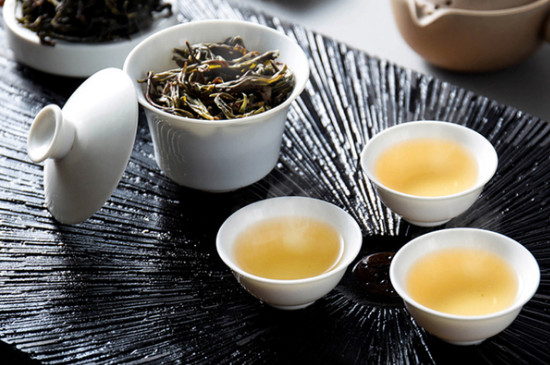 凤凰单丛茶为什么叫鸭屎香，有两个原因