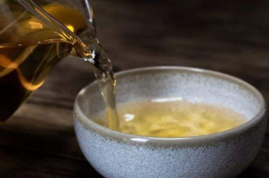 易武曼撒古树茶特点
