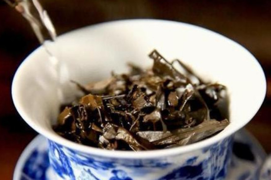 泡过的茶叶有什么用