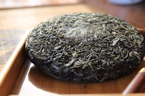 普洱茶生茶贵还是熟茶贵，普洱生茶熟茶价格对比