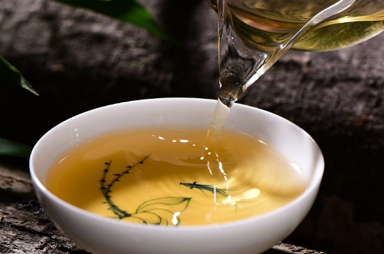 普洱茶怎么开饼