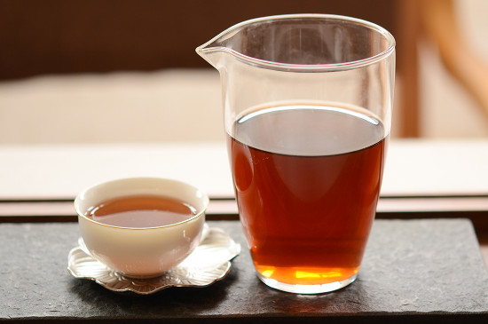 怎么喝普洱茶减肥最快，女性喝普洱茶最佳时间减肥