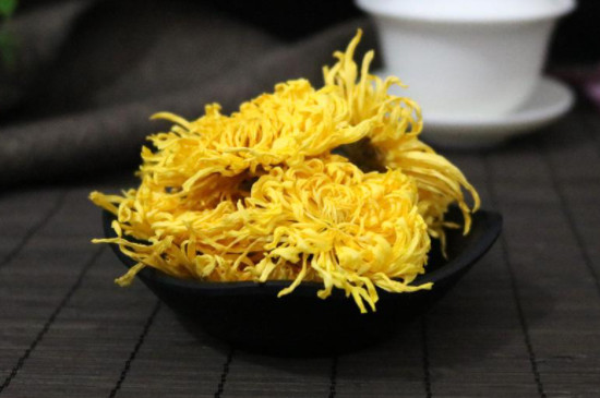 假金絲皇菊的樣子，假金絲皇菊有什麼特徵