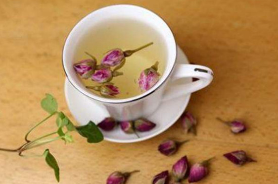 玫瑰花泡水喝竟有6個害處，便祕/貧血等