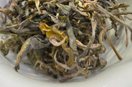 曼松是生茶还是熟茶