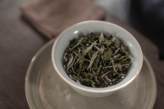 白茶是绿茶吗
