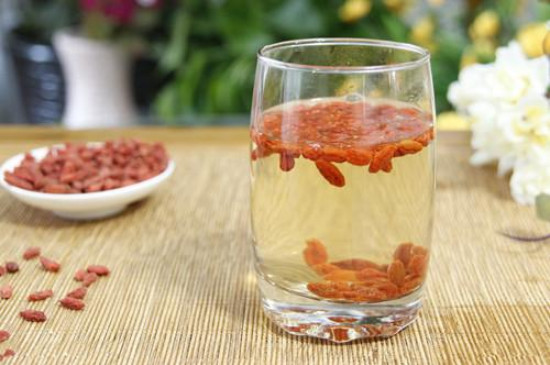 绿茶枸杞可以一起泡吗