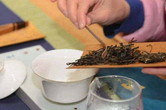 基諾山普洱茶特點