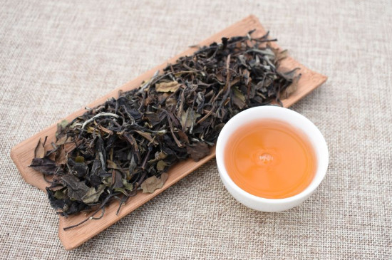 白茶品牌排行榜前十名，品品香/小罐茶/天鼎茶叶