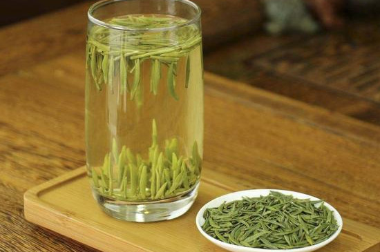 最好的青茶多少钱一斤，一斤500元左右