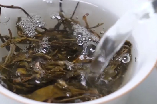 普洱茶为什么越陈越好