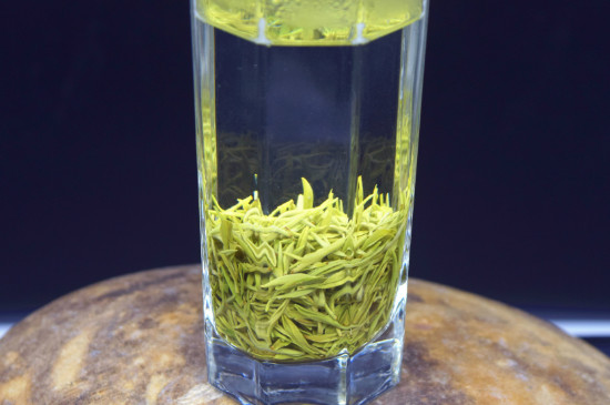 明前毛尖是綠茶嗎