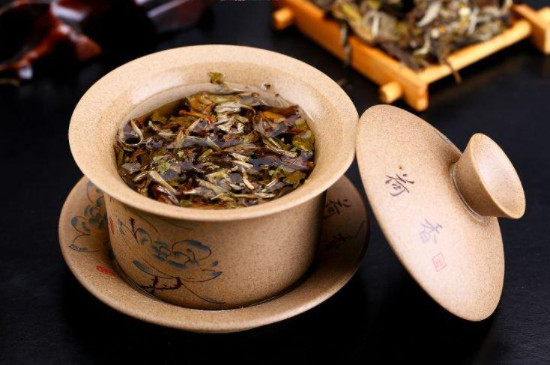 茶道忌讳，忌茶具不洁茶水过满