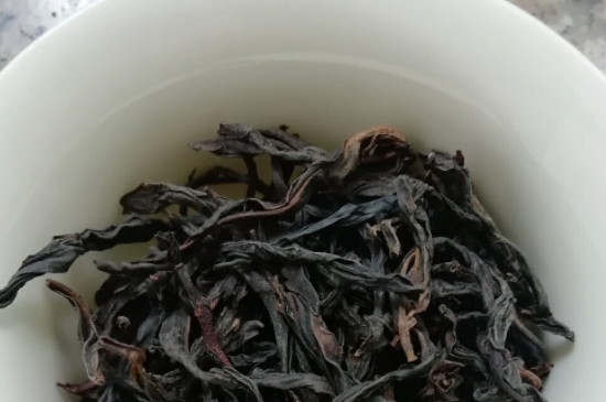 蜜兰香好还是鸭屎香好