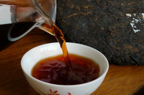 凤凰沱茶与下关沱茶哪个好，都好（大同小异）