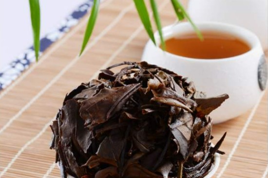 十年的老白茶值多少钱一饼，10年白茶的价位多少