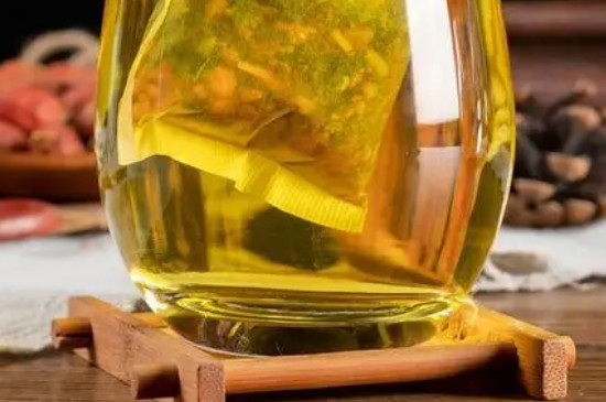 茶叶和蜂蜜能一起喝吗